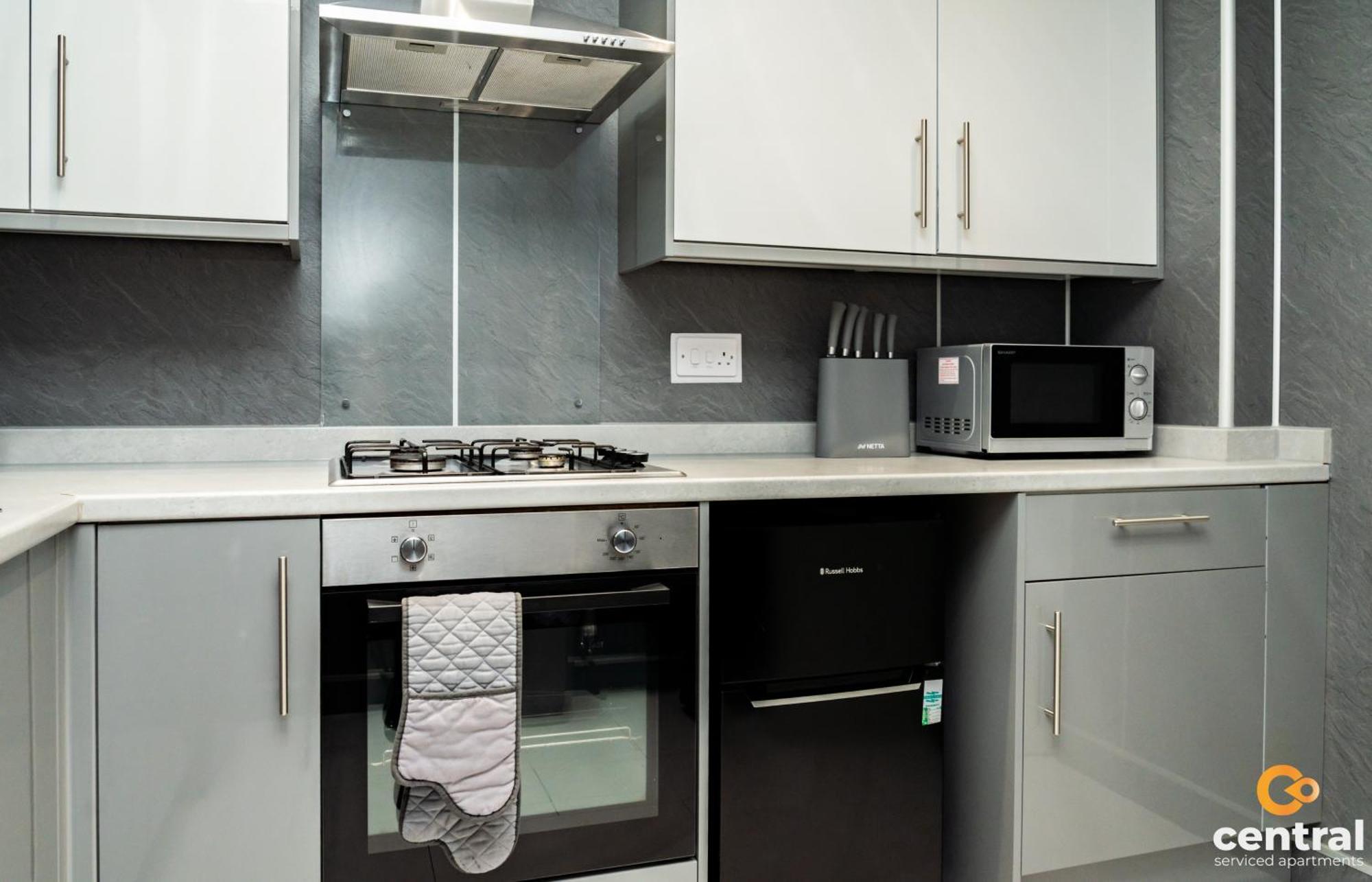 Central Serviced Apartments - 2 Bedroom - Free Street Parking - Fast Wifi - Smart Tvs In All Rooms - Ground Level - Family Neighbourhood - 3 X Double Beds - Heating 24-7 - Trade Stays - Weekly & Monthly Offers Данди Экстерьер фото