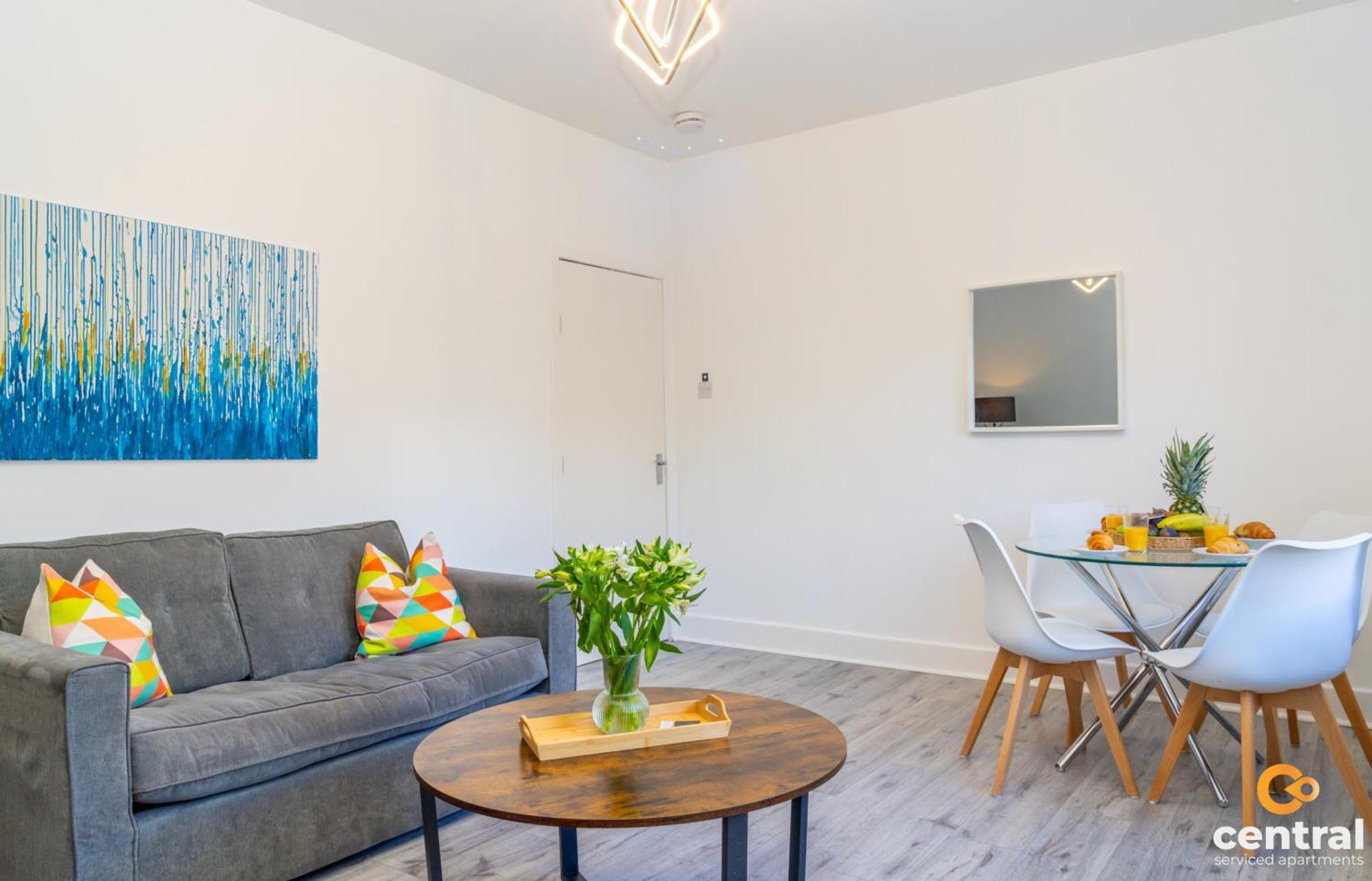 Central Serviced Apartments - 2 Bedroom - Free Street Parking - Fast Wifi - Smart Tvs In All Rooms - Ground Level - Family Neighbourhood - 3 X Double Beds - Heating 24-7 - Trade Stays - Weekly & Monthly Offers Данди Экстерьер фото